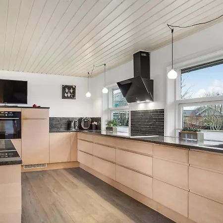 Semesterbostad Awesome In With 3 Bedrooms *