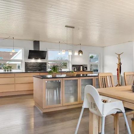 Semesterbostad Awesome In With 3 Bedrooms *
