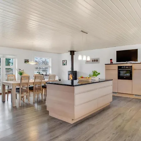 Semesterbostad Awesome In With 3 Bedrooms *